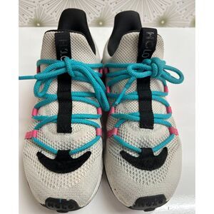 HOLO women's colorblock trail runner sneakers. Size 7.